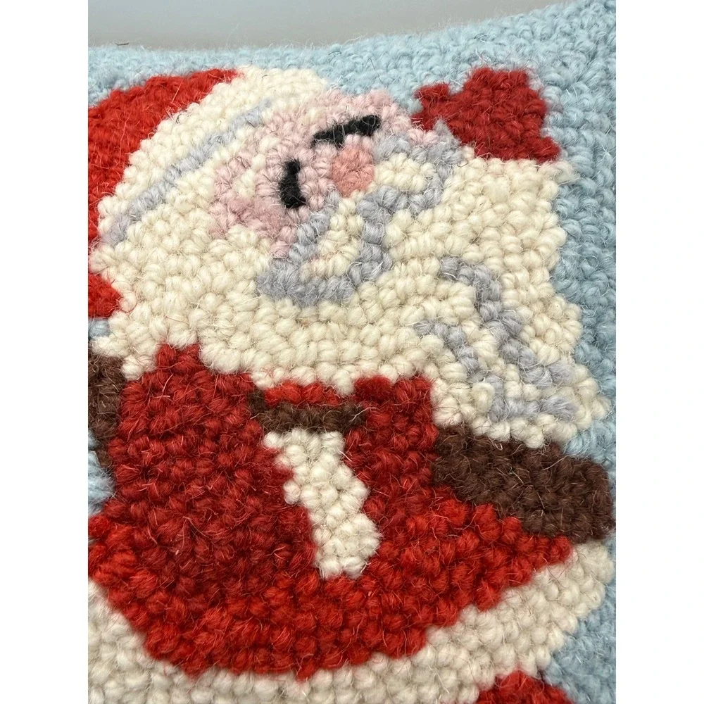 Peking Handicraft Santa with Tree Hooked Wool Pillow Blue 8x12 31AV197C12OB NEW